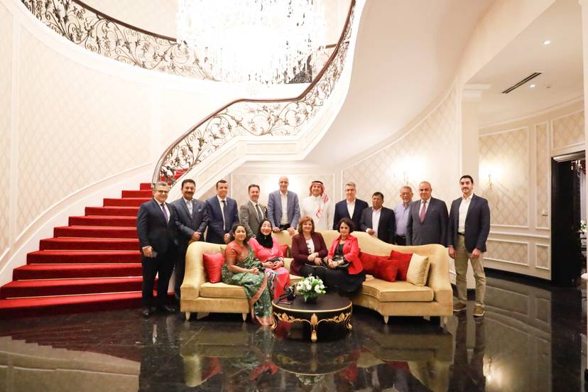 The Ambassador attended an friendly dinner hosted by the Ambassador of Saudi Arabia to Vietnam