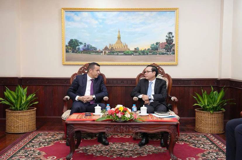 Visite de courtoisie au Directeur Général du Département Afrique - Asie Pacifique du Laos