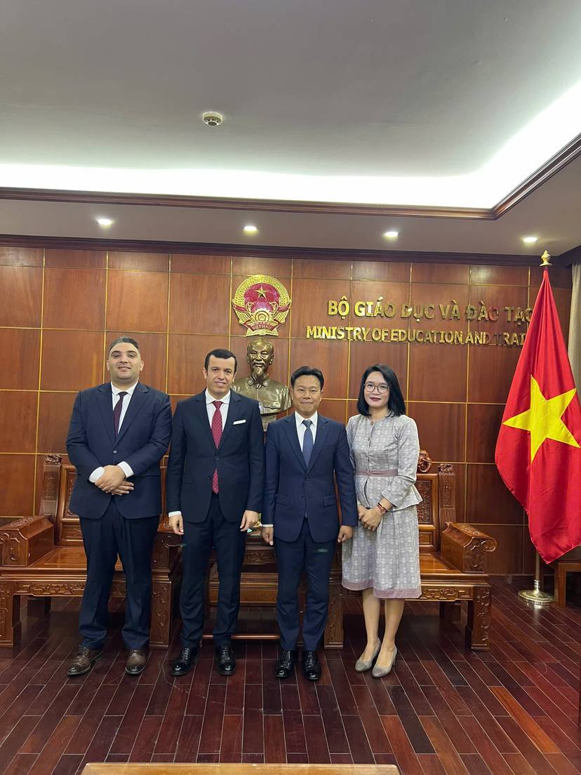 Strengthening cooperation in higher education between Vietnam and Algeria